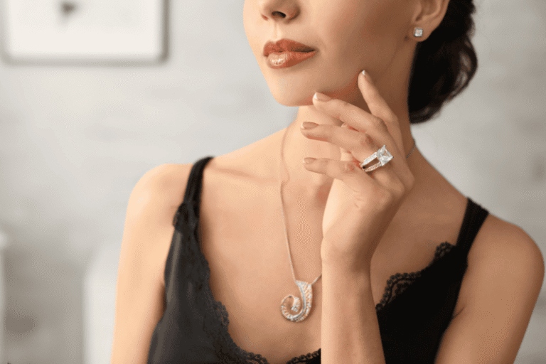 Timeless Elegance: How to Choose the Right Imitation Jewelry for Your Wedding Day